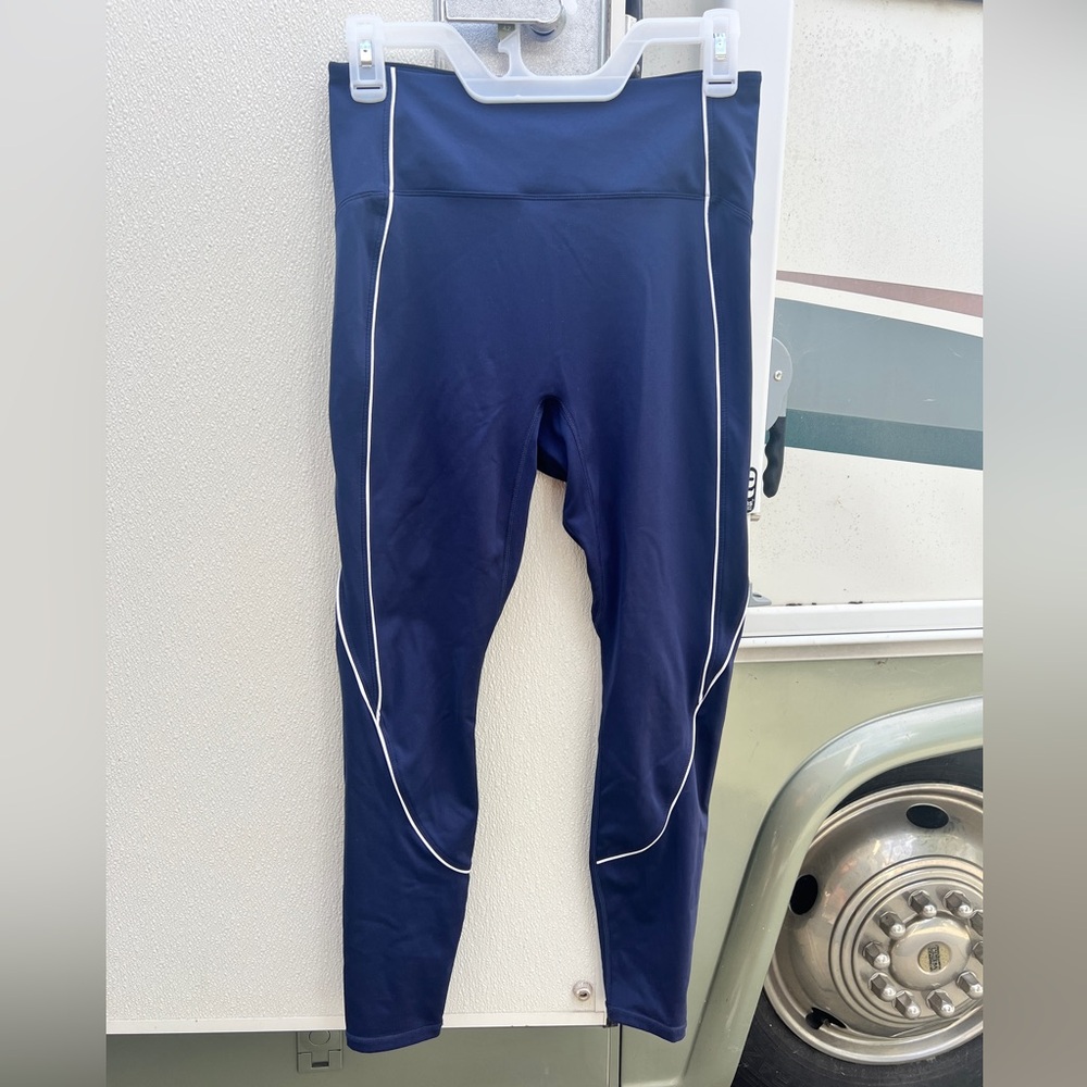 Fabletics Motion 365+ Leggings